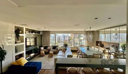 Vende-se luxuoso apartamento com 3 suítes, 2 vagas, lareira no bairro Rio Branco