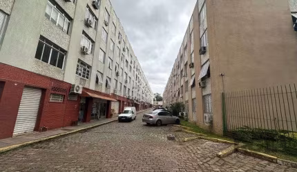 Vende-se apartamento 2 quartos espaçosos com vaga rotatirva próximo ao Mãe de De