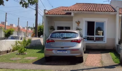 Casa no bairro Hípica 3 dormitórios