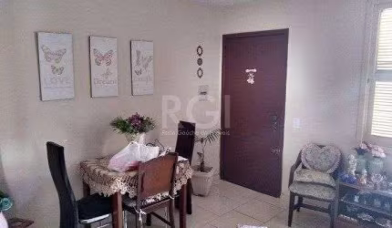 Apartamento no bairro Tristeza de 2 dormitórios e vaga *rotativa