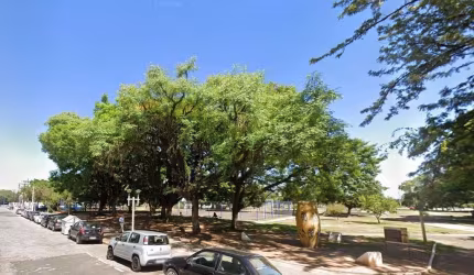 Apartamento de 49m² e box de 18m² no Centro Histórico