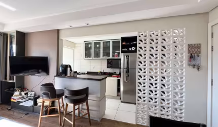 VENDA- Apartamento dois quartos com suiíte, 63m2. vaga de garagem e churrasuquei