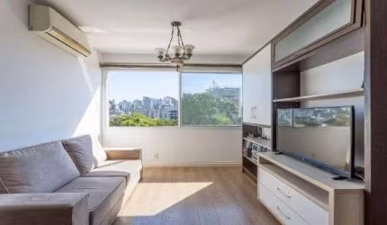 Vende-se apartamento com 2 quartos, 67 m², 2 vagas - Petrópolis