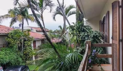 CASA CONDOMINIO 3 DORMITÓRIOS FECHADO ZONA SUL PORTO ALEGRE