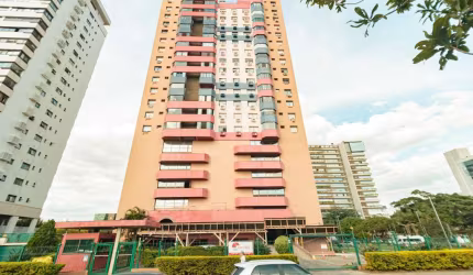 Ótimo Apto de 3 dormitórios, suíte, infra, 1 vaga na Av. Borges de Medeiros.