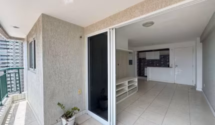 Apartamento com 3 quartos à venda na Deusdedit Costa Sousa, 55, Cocó, Fortaleza por R$ 670.000