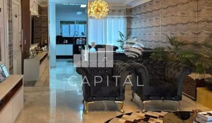 Casa à Venda Com 342,77m², 4 Suítes, 5 Banheiros e 6 Vagas