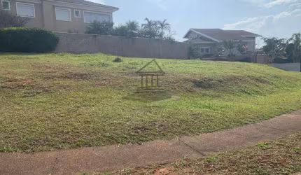 Terreno em condomínio fechado à venda no Residencial Parque das Araucárias, Campinas  por R$ 1.125.000