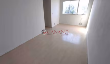 Apartamento com 3 quartos à venda na Rua Dois de Fevereiro, Engenho de Dentro, Rio de Janeiro, 72 m2 por R$ 240.000