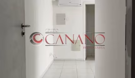 Sala comercial com 1 sala à venda na Rua Soares Caldeira, Madureira, Rio de Janeiro, 27 m2 por R$ 112.000