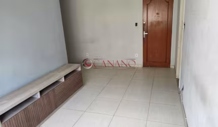 Apartamento com 2 quartos à venda na Rua Moacir de Almeida, Tomás Coelho, Rio de Janeiro, 60 m2 por R$ 170.000