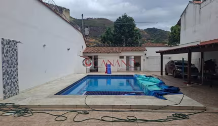 Casa com 3 quartos à venda na Rua Jorge Maurício Chometon, Piedade, Rio de Janeiro, 329 m2 por R$ 650.000
