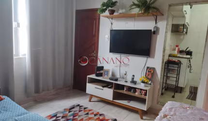 Apartamento com 2 quartos à venda na Rua Gonçalo Coelho, Piedade, Rio de Janeiro, 70 m2 por R$ 180.000