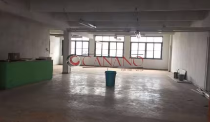 Sala comercial para alugar na Rua Prefeito Olímpio de Melo, Benfica, Rio de Janeiro, 200 m2 por R$ 1.750