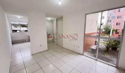 Apartamento com 2 quartos à venda na Praça Henrique Gonzales, Tomás Coelho, Rio de Janeiro, 45 m2 por R$ 170.000