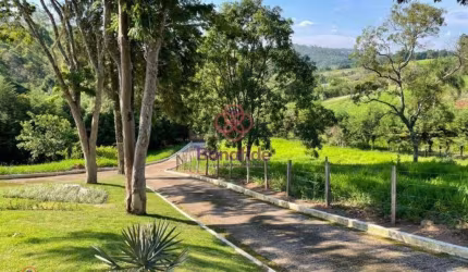 Rancho com 3 dormitórios à venda, 500 m² por R$ 1.500.000,00 - Chacara Nova Odessa - Atibaia/SP