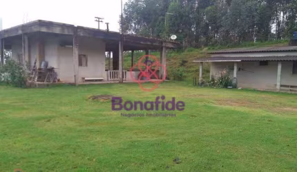 Rancho com 3 dormitórios à venda, 500 m² por R$ 900.000,00 - Centro - Nazaré Paulista/SP