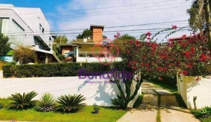 Casa para LOCAÇÃO no condomínio Capital Ville, localizada na cidade de Cajamar/SP.
