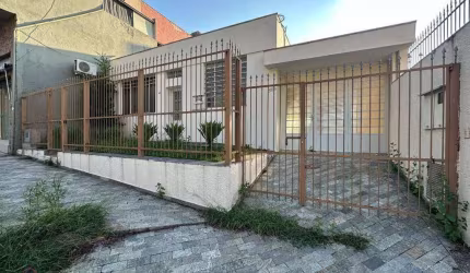 Casa para LOCAÇÃO, localizada no bairro Anhangabaú, em Jundiaí/SP.