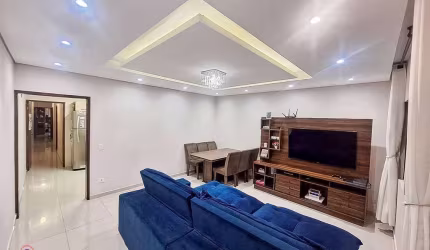 Casa com 3 dormitórios à venda, 119 m² por R$ 640.000,00 - Jardim Caçula - Jundiaí/SP