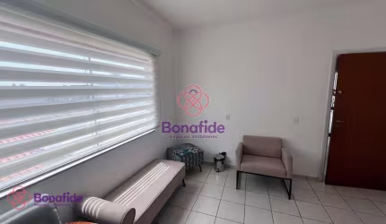 SALA COMERCIAL MOBILIADA PARA LOCAÇÃO NA ANHANGABAÚ, NA CIDADE DE JUNDIAÍ.