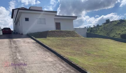 Casa para VENDA localizada no condomínio MONTES CLARO, no bairro MORRO ALTO, em Itupeva/SP.