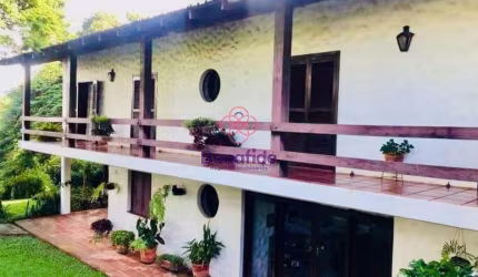 Casa com 4 dormitórios à venda, 669 m² por R$ 2.650.000,00 - Chácara Malota - Jundiaí/SP