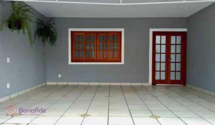 Casa com 3 dormitórios à venda, 210 m² por R$ 850.000,00 - Nova Cidade Jardim - Jundiaí/SP