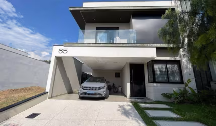 Casa com 4 dormitórios à venda, 215 m² por R$ 2.150.000,00 - Engordadouro - Jundiaí/SP