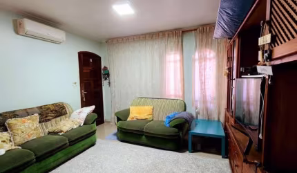 Casa com 5 dormitórios à venda, 151 m² por R$ 925.000,00 - Vila Galvão - Jundiaí/SP