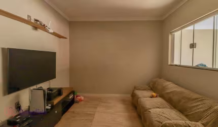 Casa com 3 dormitórios à venda, 150 m² por R$ 740.000,00 - Jardim Novo Mundo - Várzea Paulista/SP