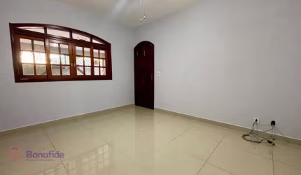 Casa com 3 dormitórios para alugar, 193 m² por R$ 3.650,00/mês - Jardim das Tulipas - Jundiaí/SP