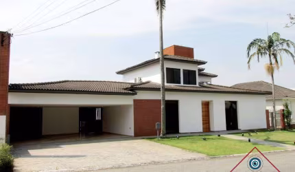 Casa Alpha 5 - 5 suítes - 10 vagas - Aceita Permuta