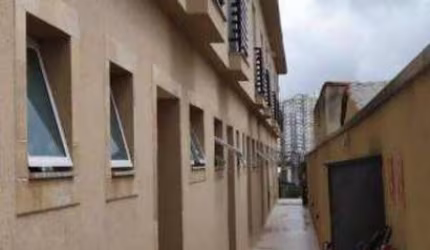 Casa de condomínio à venda com 130m², 3 quartos e 2 vagas