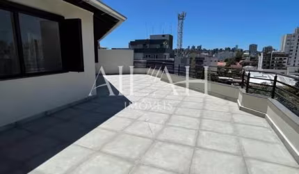 Cobertura Duplex à venda em Pio X, Caxias do Sul - Living 2 ambientes, Terraço e Churrasqueira.