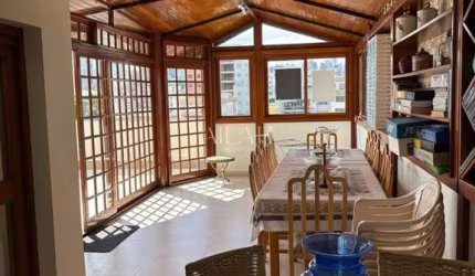 Excelente Cobertura duplex semimobiliada com 216,32 metros quadrados no  Pio X.