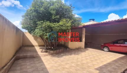 Casa com 3 quartos à venda na Rua Vitória-régia, Lindéia, Belo Horizonte por R$ 450.000