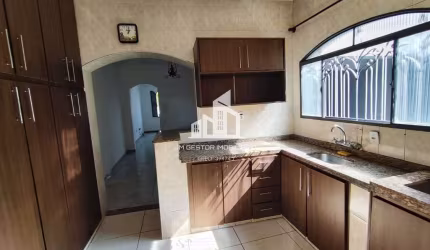 Casa com 3 dorms, Jardim Simus, Sorocaba - R$ 450 mil