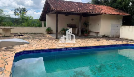 Chácara com 5 dorms, Centro, Sarapuí - R$ 650 mil, Cod: 569