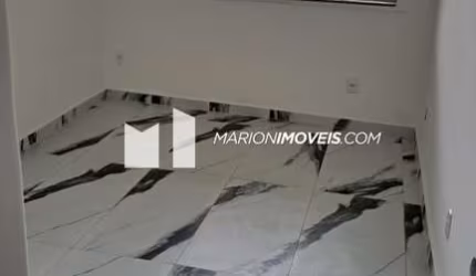 Apartamento à venda em Botafogo, Rio de Janeiro, 1 quarto, sala, cozinha, banheiro social, área e banheiro de serviço; porcelanato; reformado, 49m²