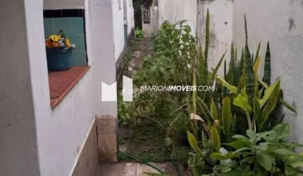 Casa à venda na Vila Valqueire, Rio de Janeio, 3 quartos (1 suíte), sala, banheiro social, cozinha, copa, varandão, área de serviço; garagem cob