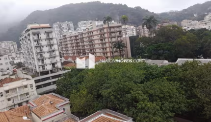 Apartamento à venda em Botafogo, Rio de Janeiro, 2 quartos, área de serviço, suíte de serviço; vista livre, ao lado do metrô. Fds.Vaga. Portaria 24 hs