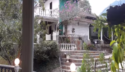 Sitio à venda, Serra, Teresópolis,rj, 53.000m²,  casa de hóspedes e caseiro, 4 dormitórios, 3 salas, 4 banheiros, 450m². piscinas, cachoeiras, sauna