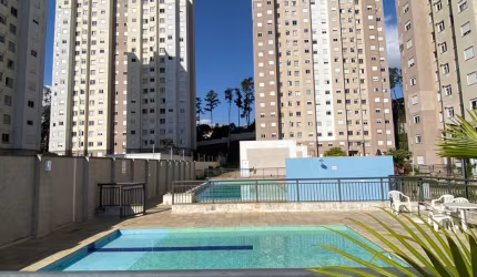 Lindo apartamento condomínio Dez Cerejeiras