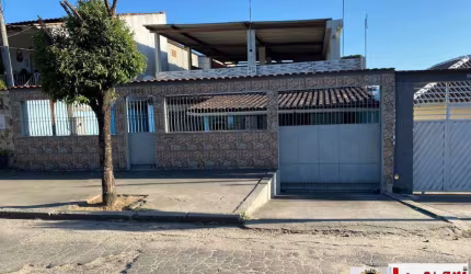 Casa 3 quartos em Santa Cruz - RJ