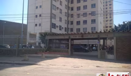 Apartamento 2 Quartos semimobiliado, com RGI no centro de Santa Cruz-RJ