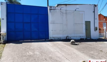 Galpão com área de 600 M² em Santa Cruz - RJ