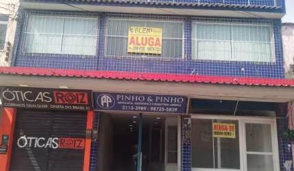 Loja com 18m² em prédio comercial em Santa Cruz - RJ