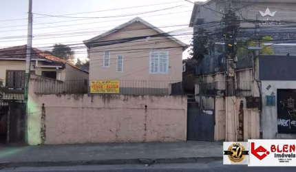 02 CASAS COM FINS COMERCIAIS NO CENTRO DE SANTA CRUZ - RJ
