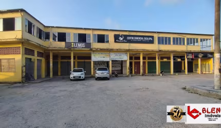 Loja com 60m² em Prédio comercial - Santa Cruz-RJ
